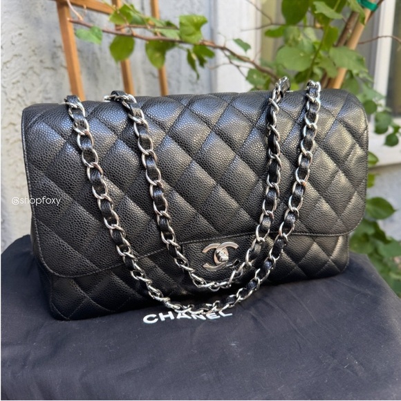 SOLD Chanel Caviar Leather Jumbo Single Flap Shoulder Bag - Picture 3 of 16